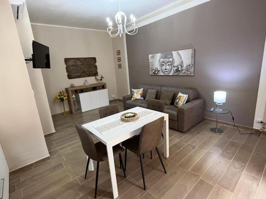 Attico Briccarello -Intero Appartamento- Elegant Suite With Free Wifi Near Inalpi Arena And Sporting Club Torino-Olimpyc Stadium Turim Exterior foto