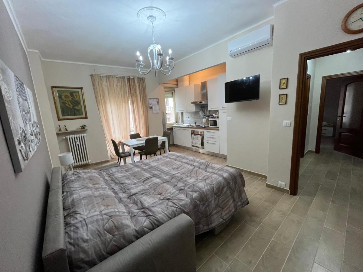 Attico Briccarello -Intero Appartamento- Elegant Suite With Free Wifi Near Inalpi Arena And Sporting Club Torino-Olimpyc Stadium Turim Exterior foto
