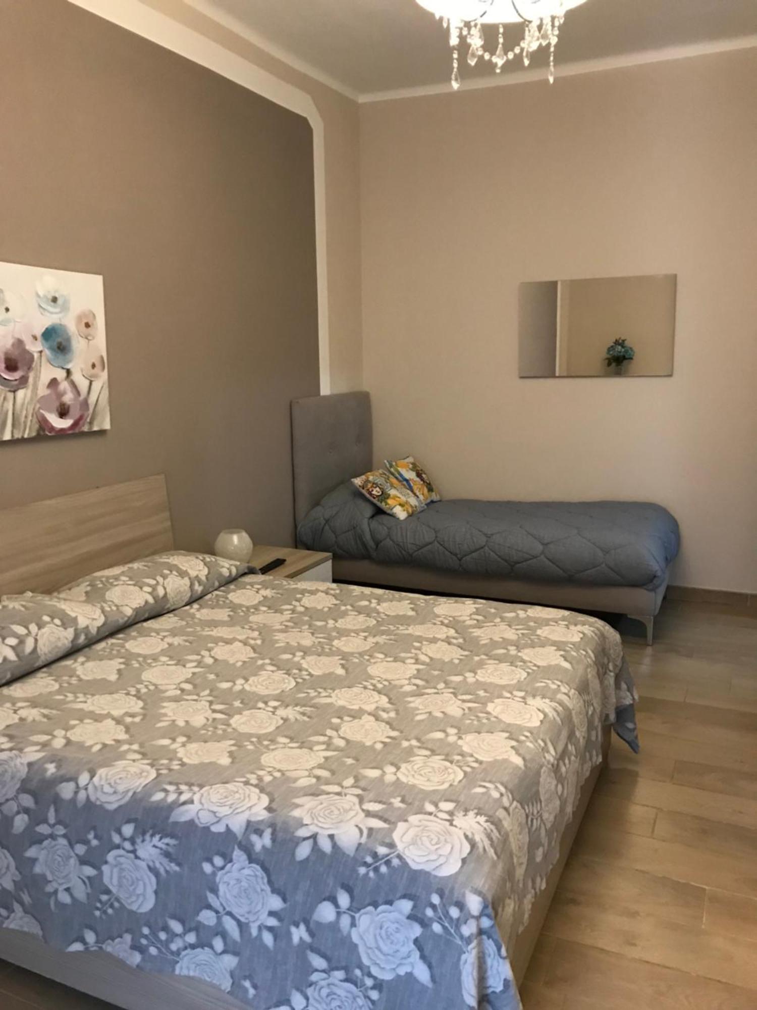 Attico Briccarello -Intero Appartamento- Elegant Suite With Free Wifi Near Inalpi Arena And Sporting Club Torino-Olimpyc Stadium Turim Exterior foto